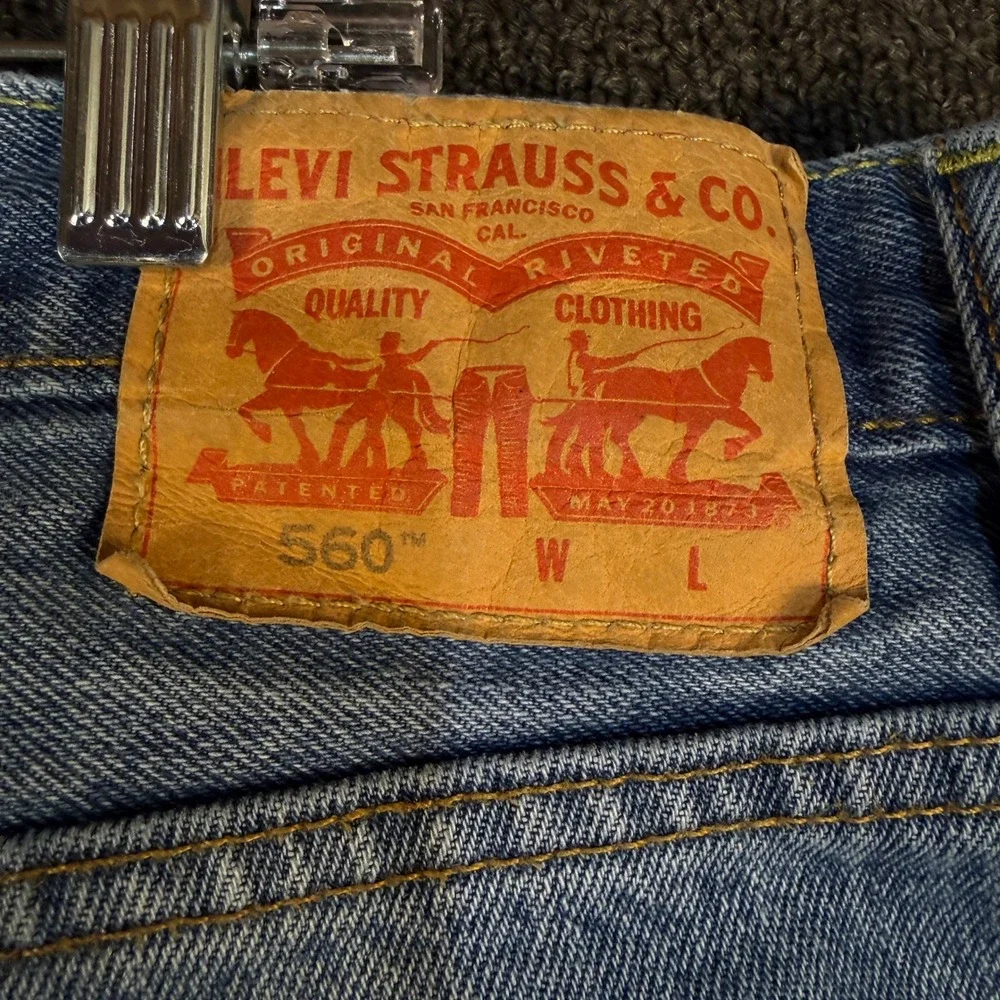 Levis 560 Comfort Fit Jeans Mens 42x34 Blue Medium Wash Baggy Tapered Denim